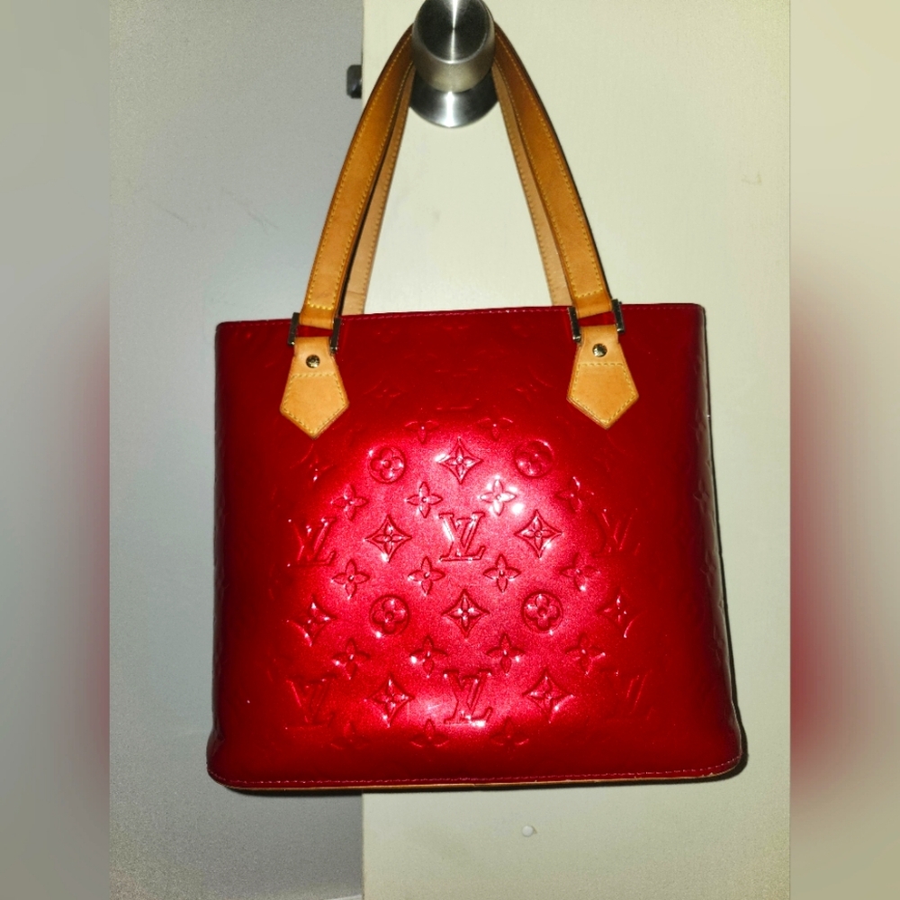 Authentic Louis Vuitton Houston Handbag Monogram Vernis Cherry Red